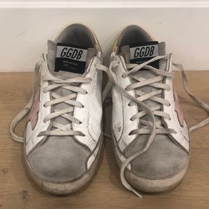 Golden Goose Deluxe Brand!!